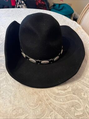 Scala Black Wool Felt Western Hat Fedora with Concho Band in EUC